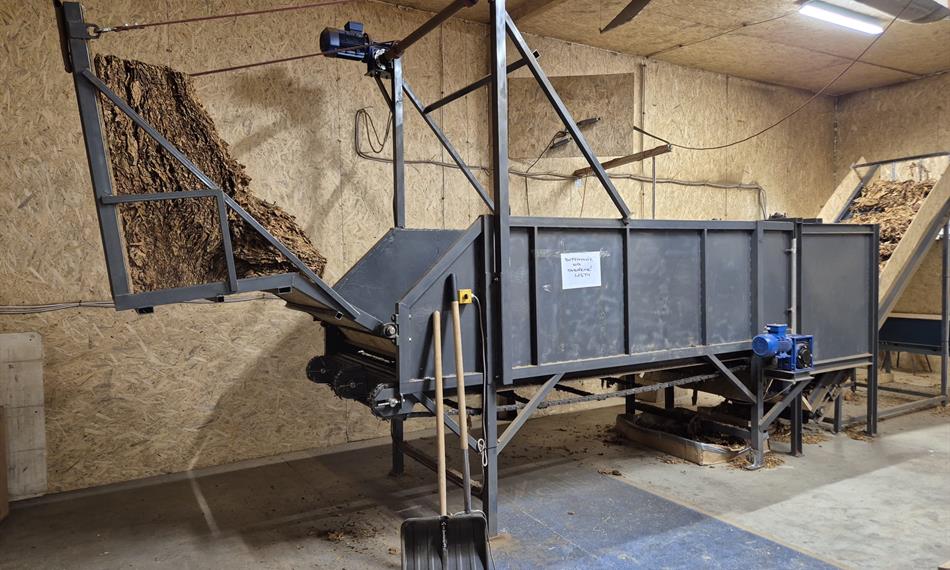 Dopravník na tabákové listy